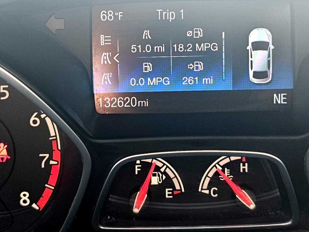 2017 Ford Focus Image 39