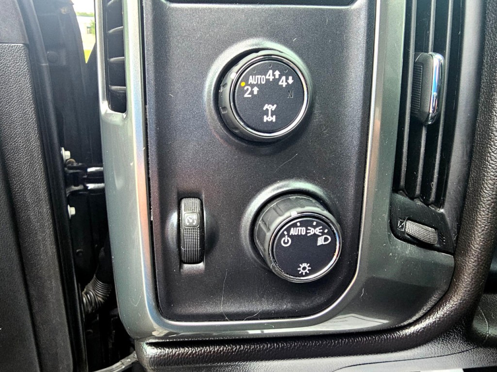 2018 Chevrolet Silverado 1500 Image 33