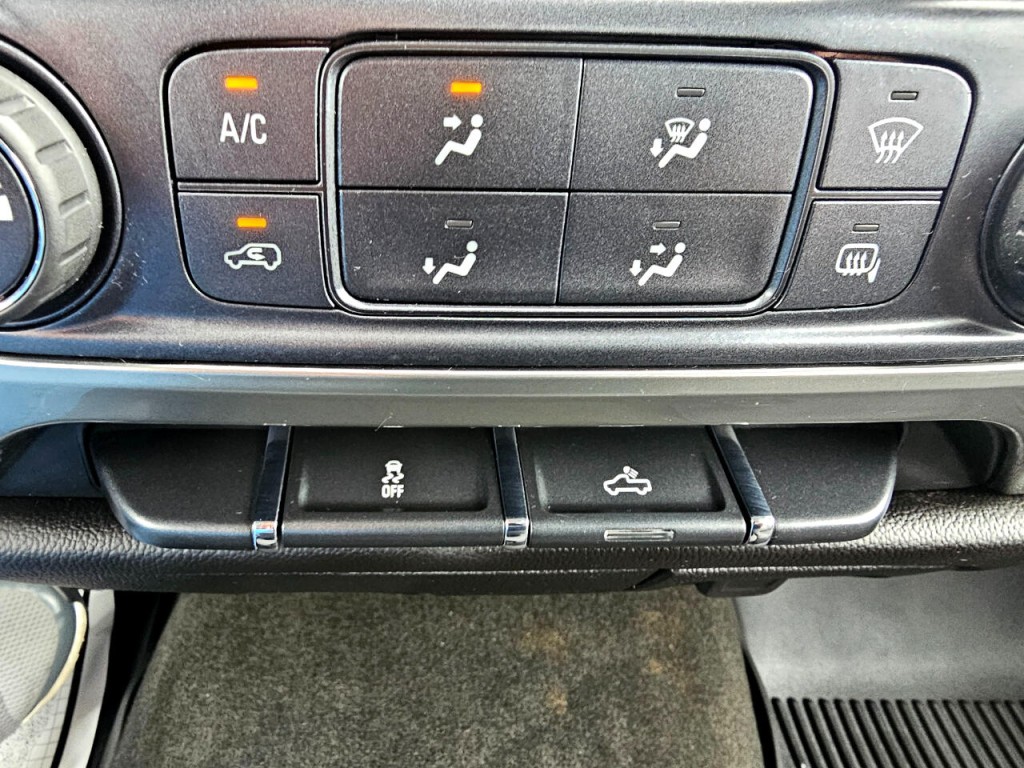 2018 Chevrolet Silverado 1500 Image 44