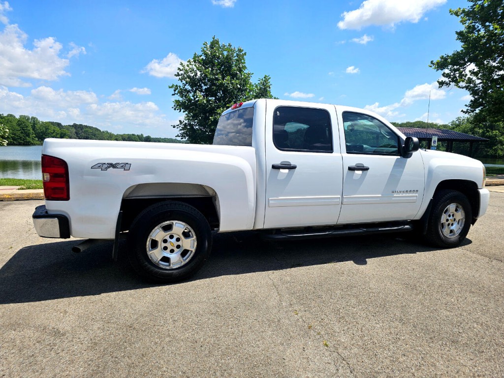 2011 Chevrolet Silverado 1500 Image 5