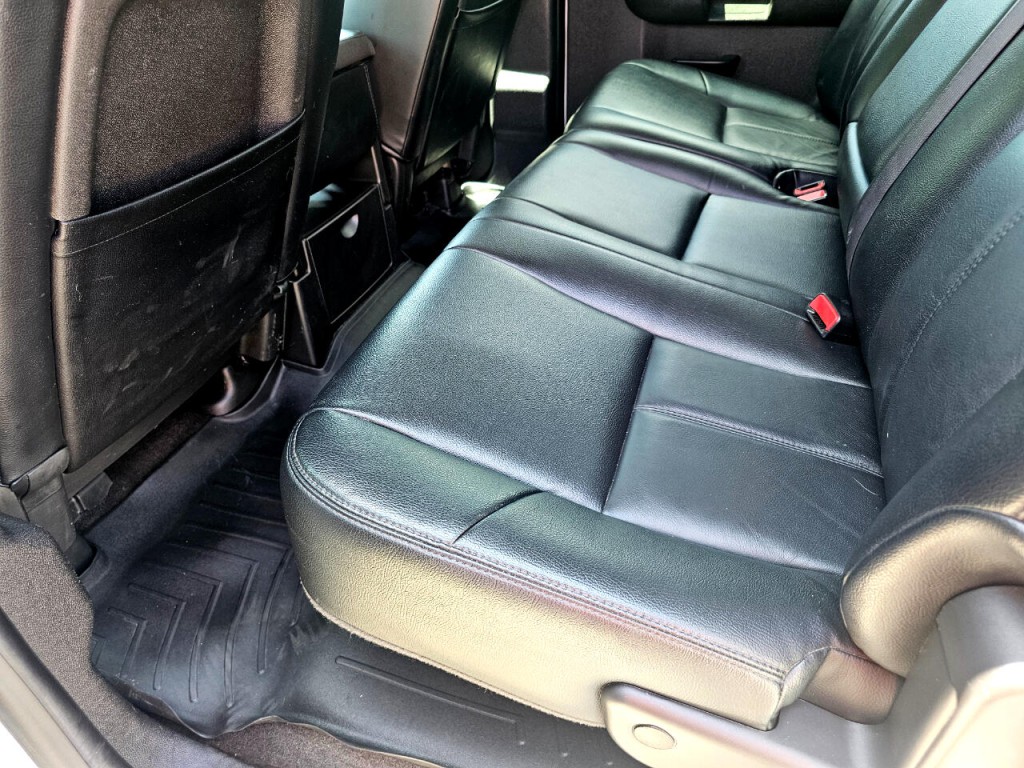 2011 Chevrolet Silverado 1500 Image 24