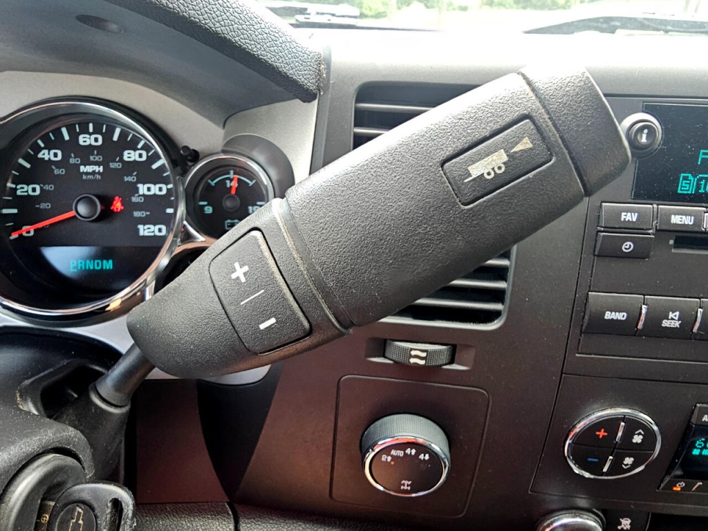2011 Chevrolet Silverado 1500 Image 38