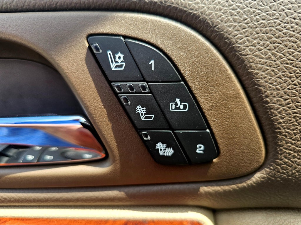 2011 Chevrolet Suburban Image 33