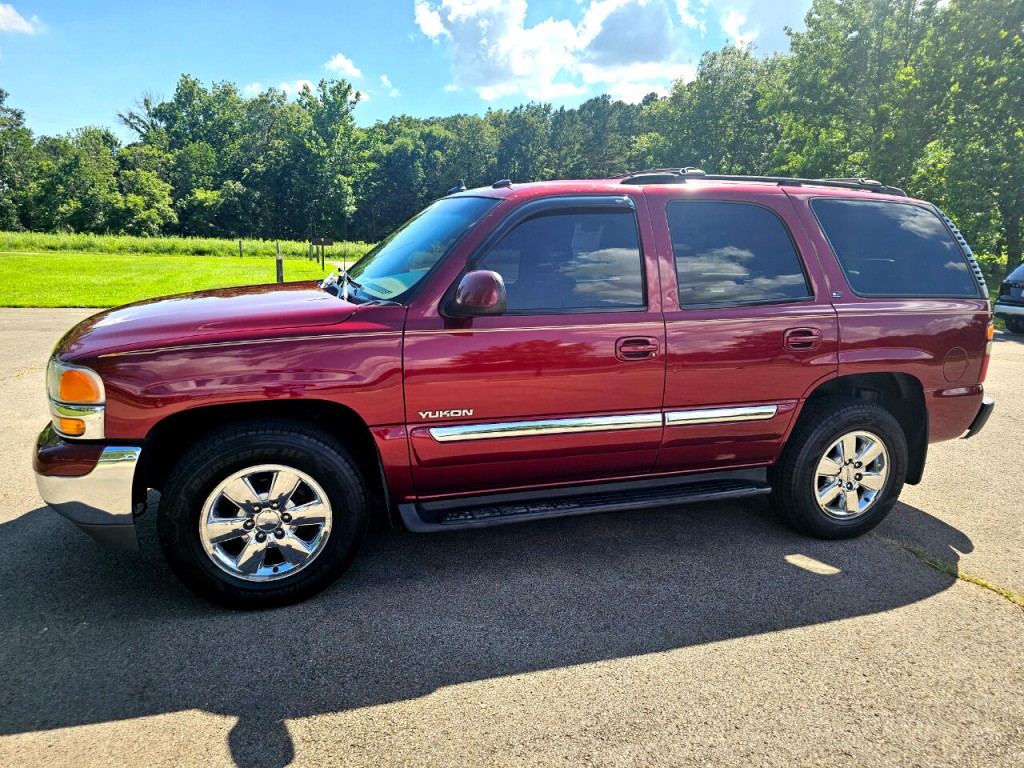 2003 GMC Yukon Image 11