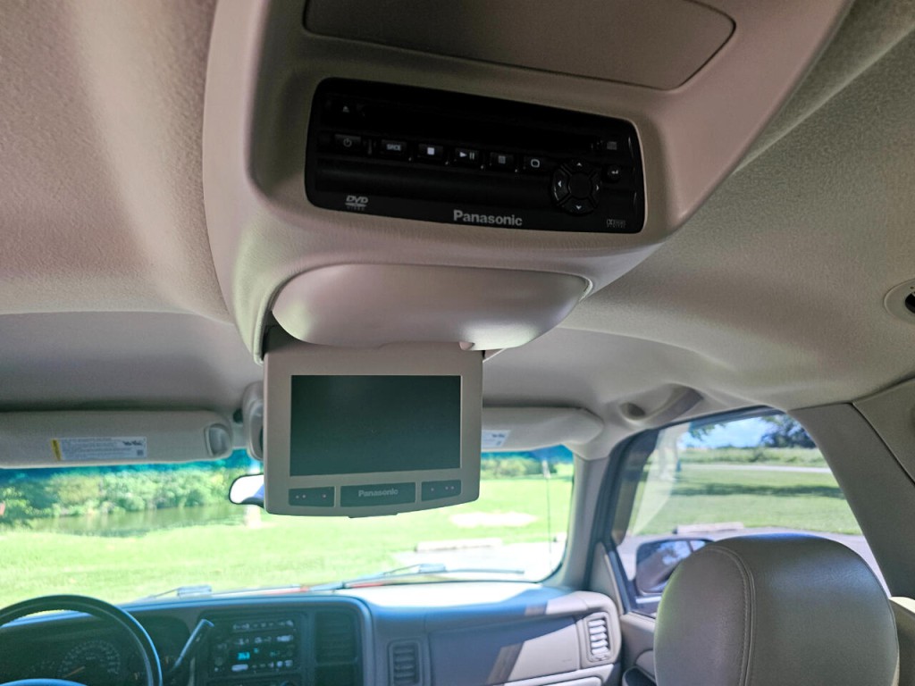 2003 GMC Yukon Image 26