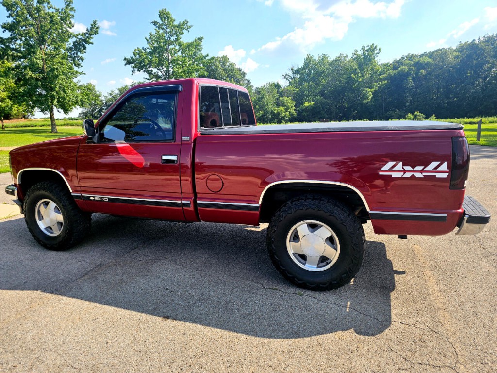 1992 Chevrolet C/K Image 9
