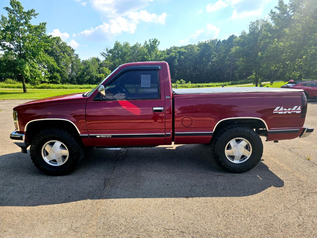 1992 Chevrolet C/K Image 10