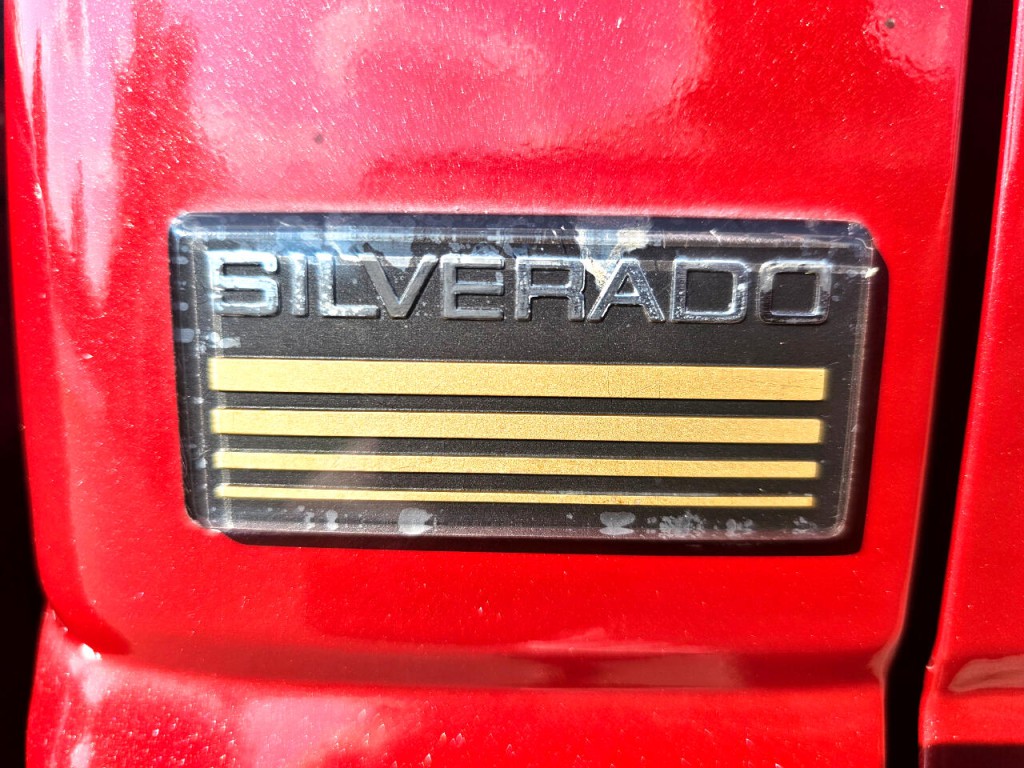 1992 Chevrolet C/K Image 16