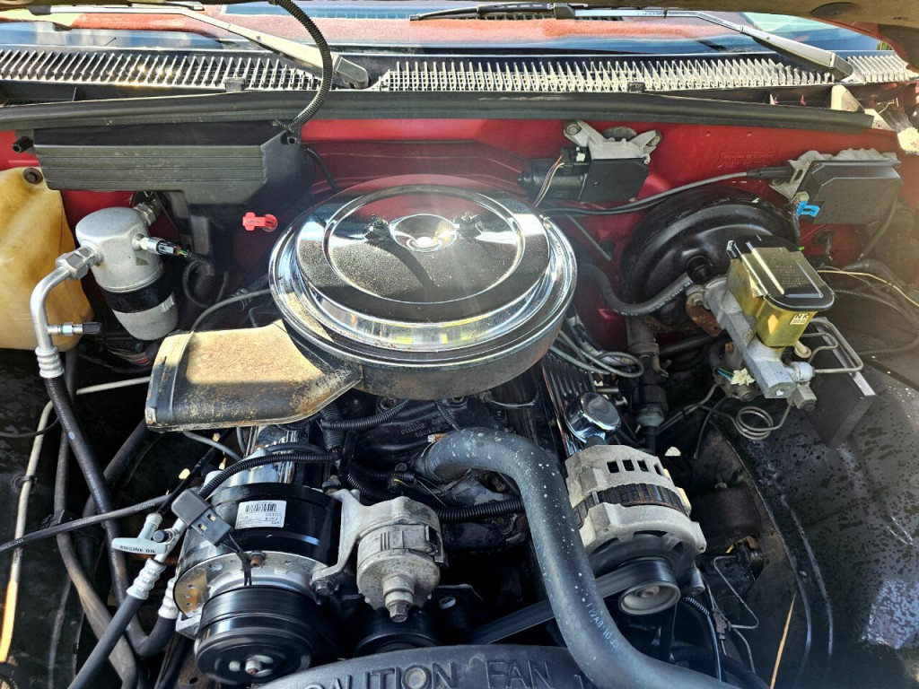 1992 Chevrolet C/K Image 23