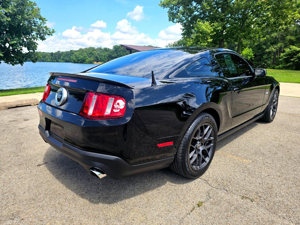 2012 Ford Mustang Image 6