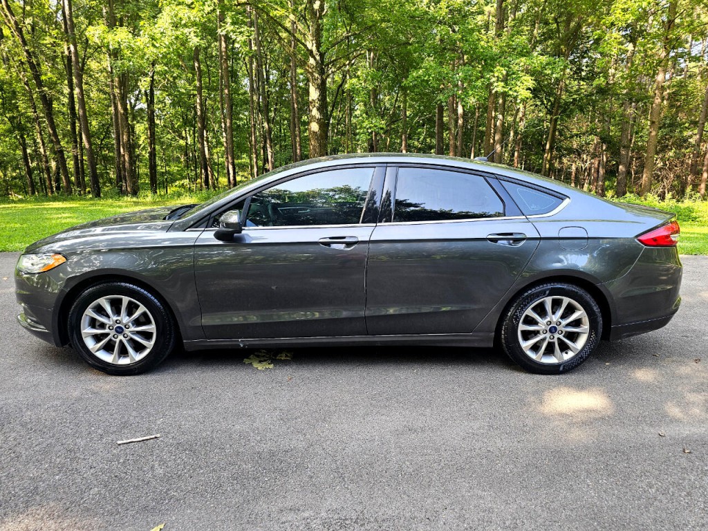 2017 Ford Fusion Image 10