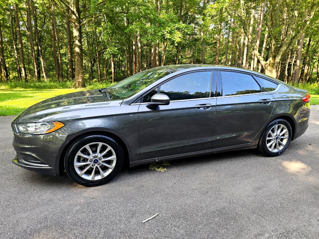 2017 Ford Fusion Image 11