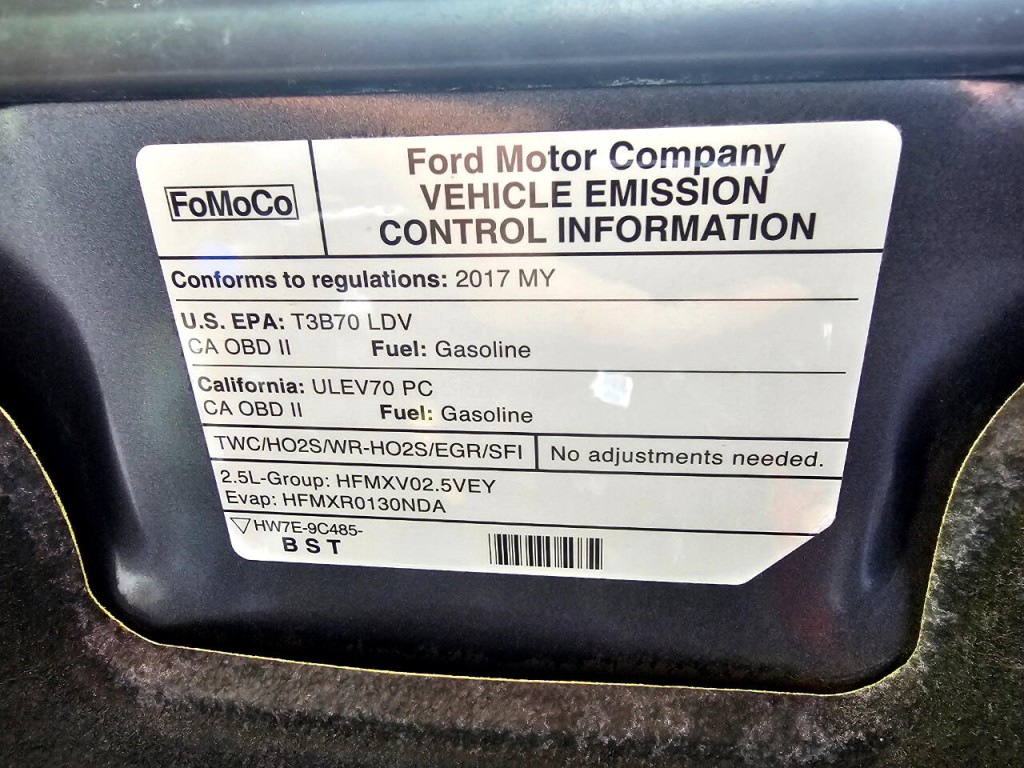 2017 Ford Fusion Image 28