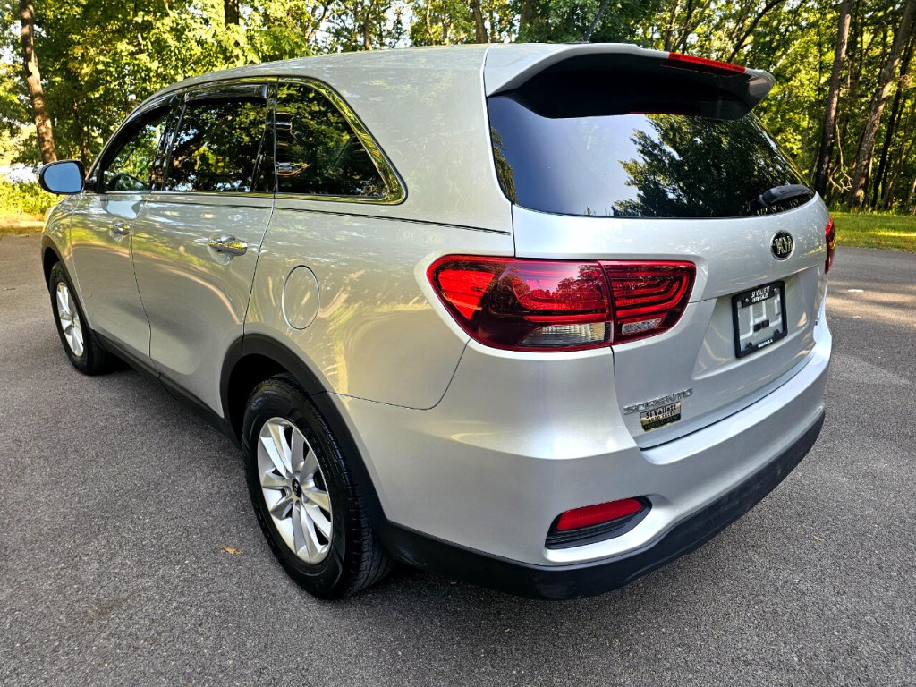 2019 Kia Sorento Image 8
