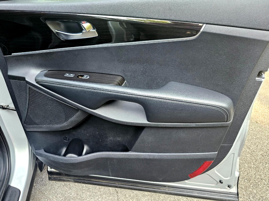 2019 Kia Sorento Image 16