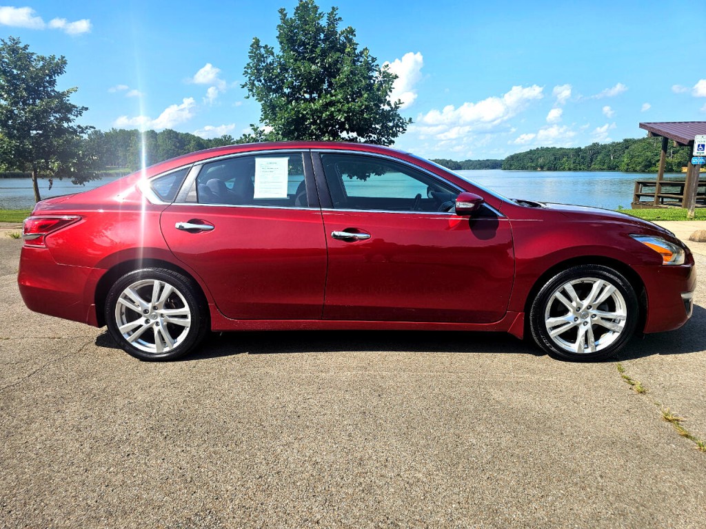 2013 Nissan Altima Image 4