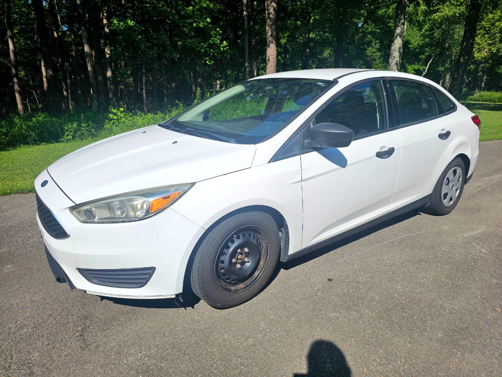 2016 Ford Focus Image 4