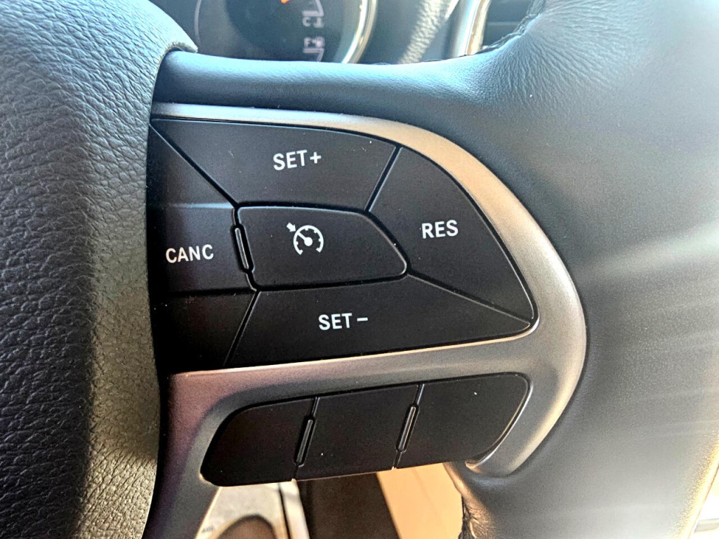 2020 Jeep Grand Cherokee Image 40