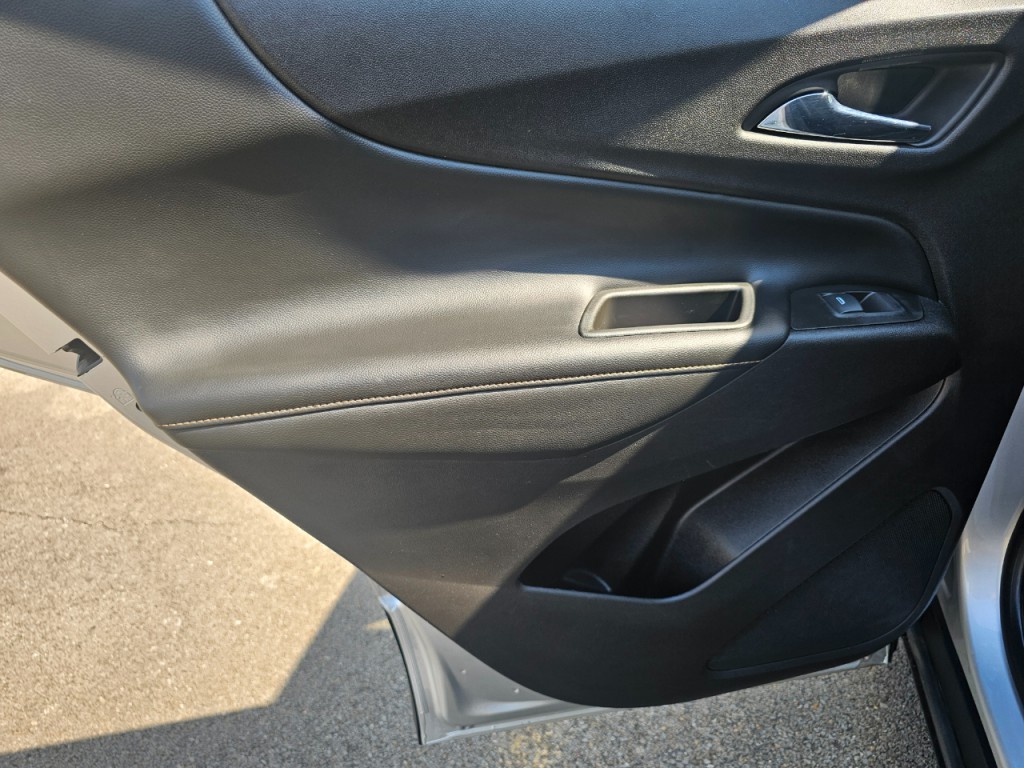 2019 Chevrolet Equinox Image 25