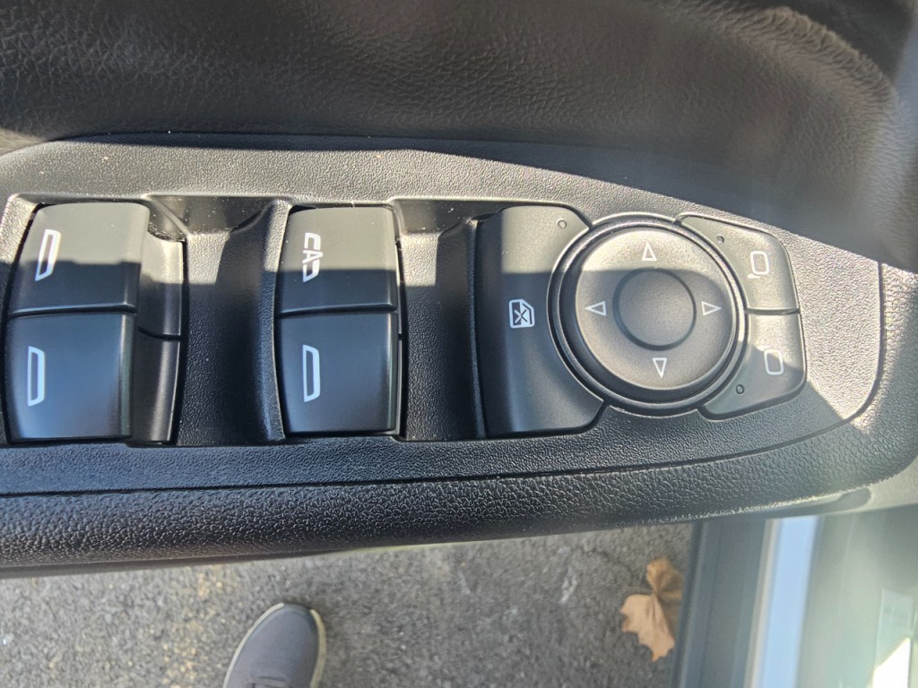 2019 Chevrolet Equinox Image 35