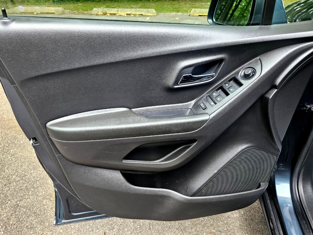 2021 Chevrolet Trax Image 25