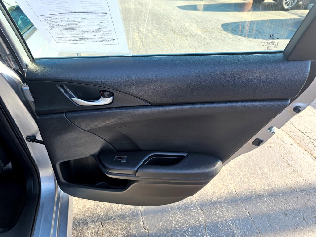 2019 Honda Civic Image 13