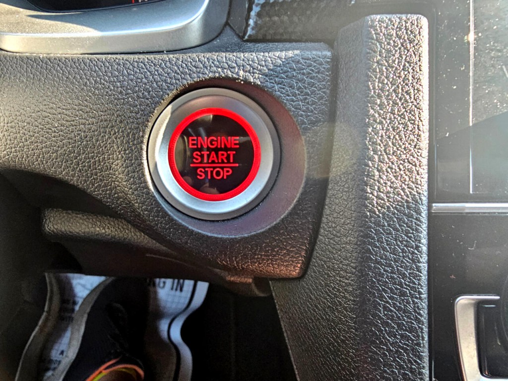 2019 Honda Civic Image 32