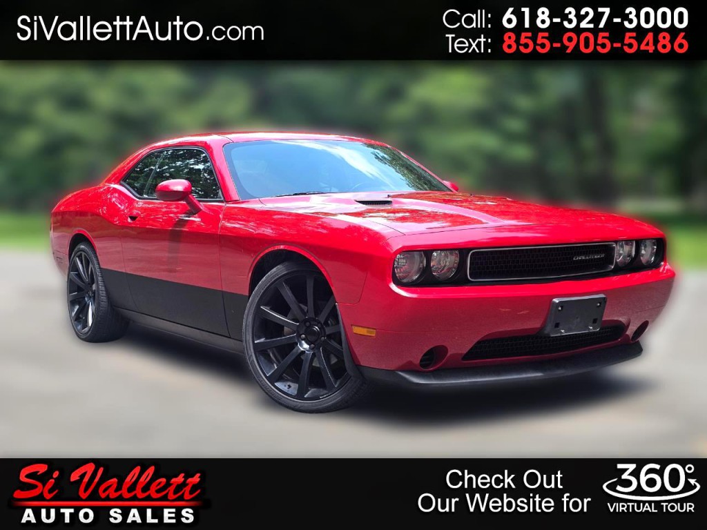 2013 Dodge Challenger Image 1