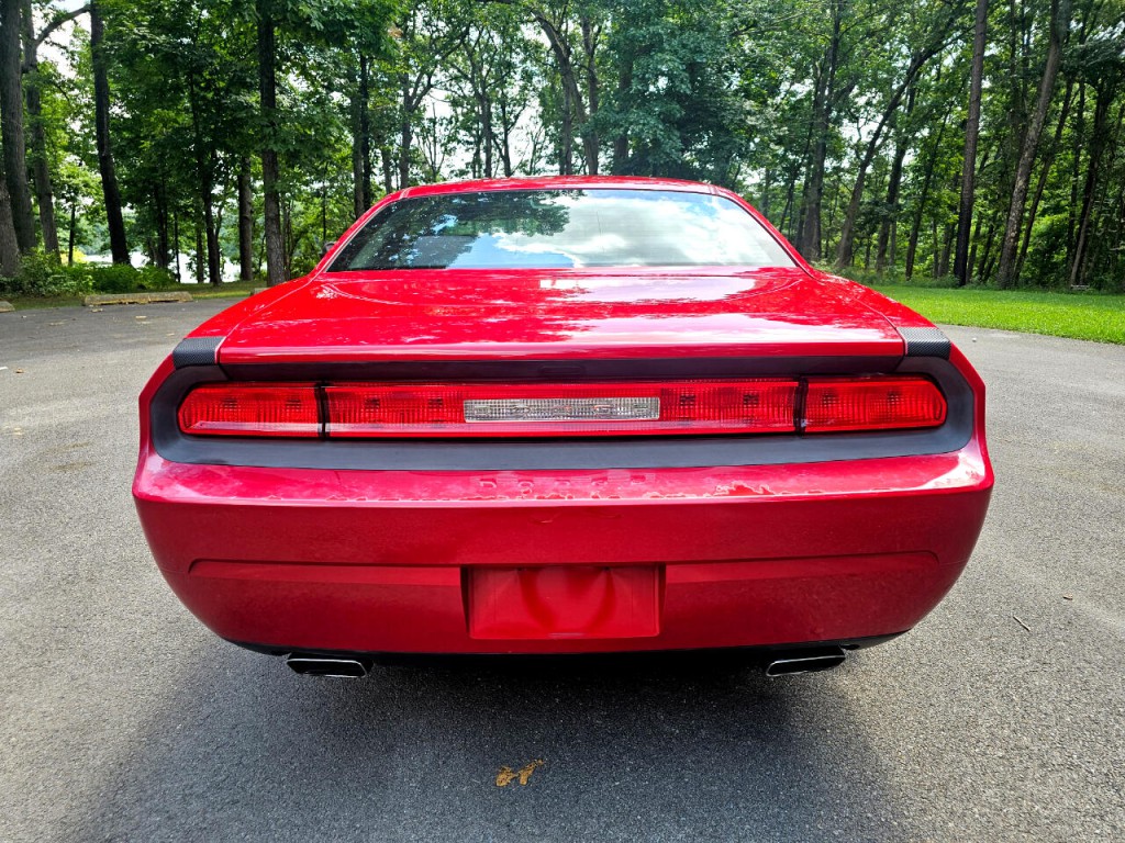 2013 Dodge Challenger Image 7