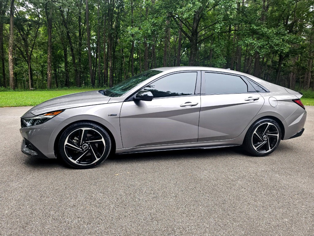 2021 Hyundai Elantra Image 11
