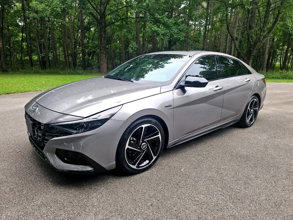 2021 Hyundai Elantra Image 12