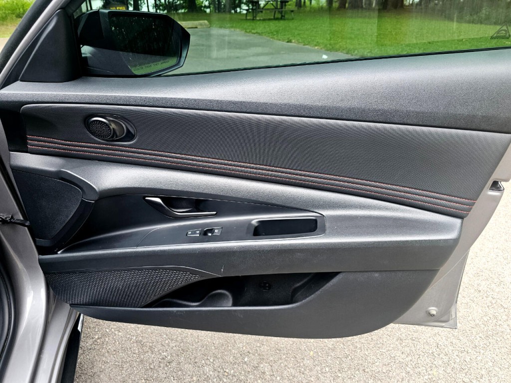 2021 Hyundai Elantra Image 17