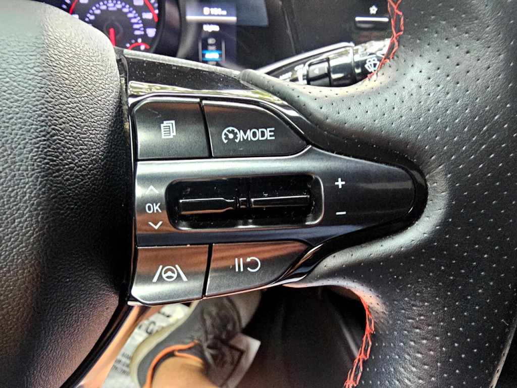 2021 Hyundai Elantra Image 33
