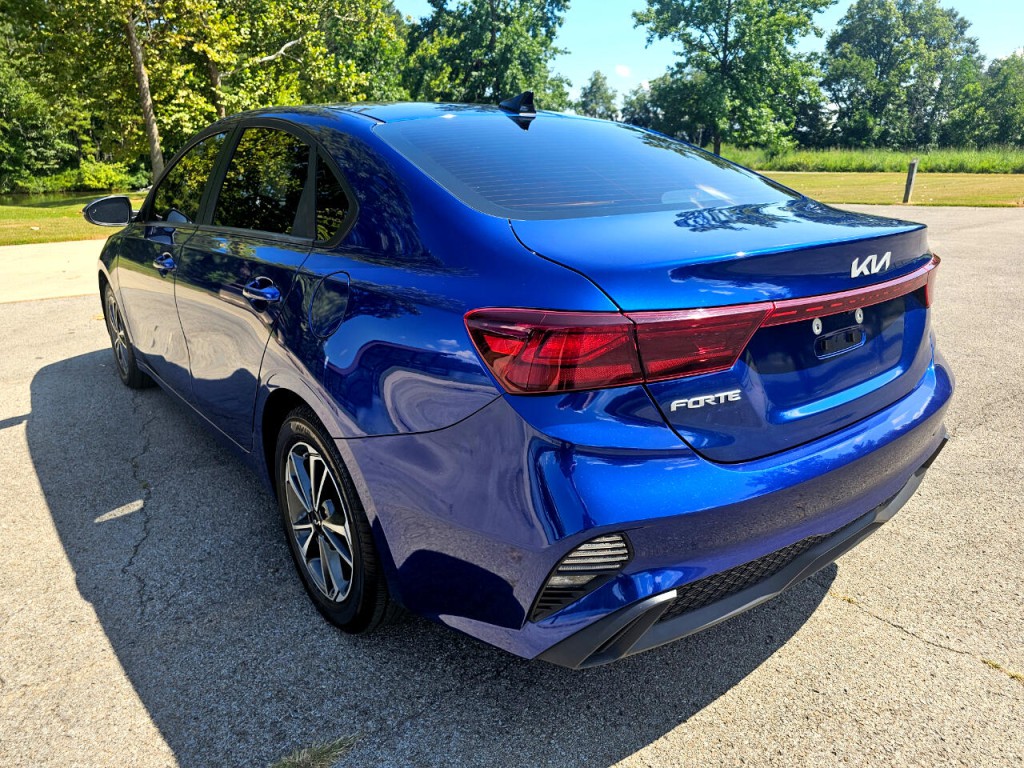 2024 Kia Forte Image 8