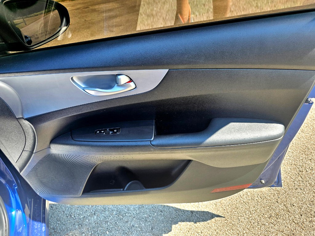 2024 Kia Forte Image 16