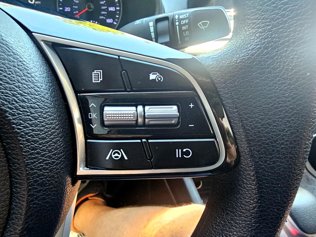2024 Kia Forte Image 32