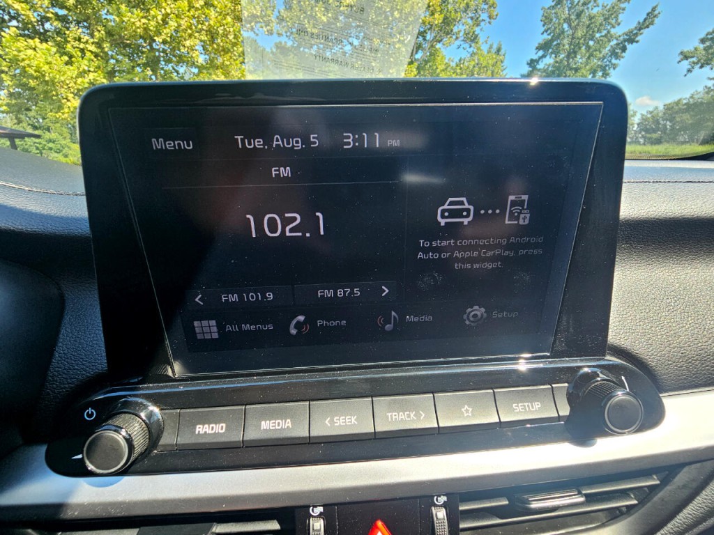 2024 Kia Forte Image 38