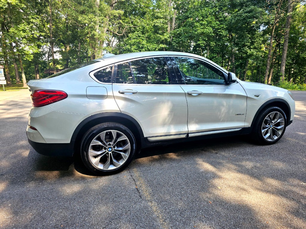 2018 BMW X4 Image 5