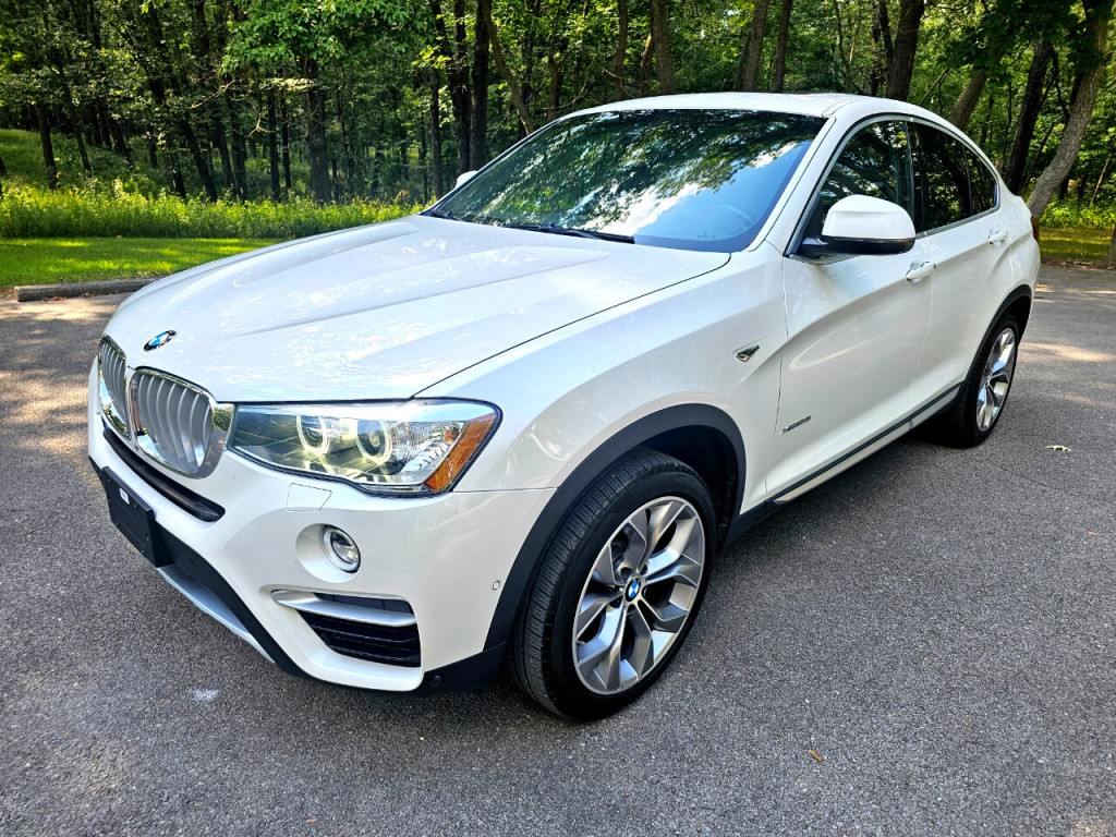 2018 BMW X4 Image 12
