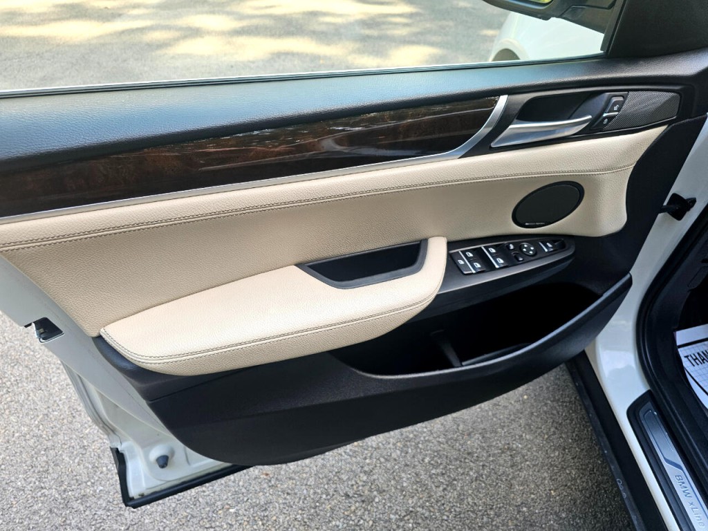 2018 BMW X4 Image 26