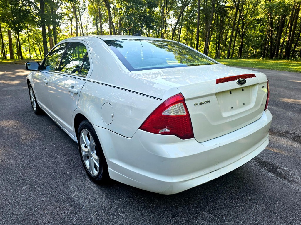 2012 Ford Fusion Image 8