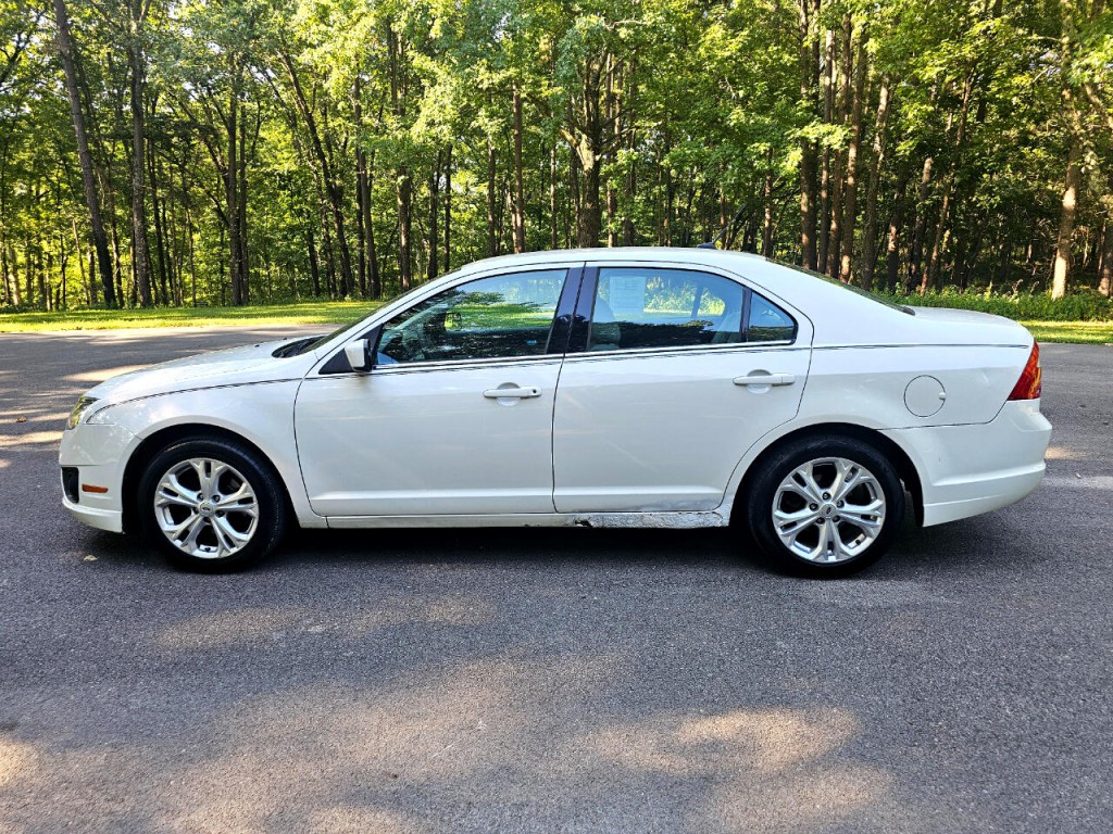 2012 Ford Fusion Image 10