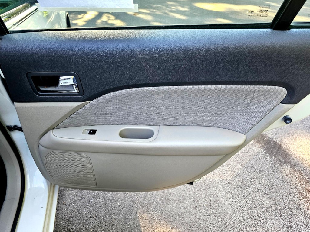 2012 Ford Fusion Image 19