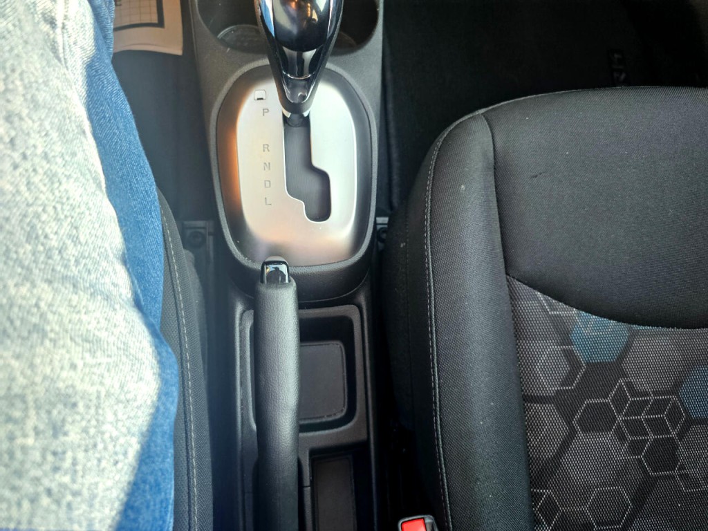 2016 Chevrolet Spark Image 31