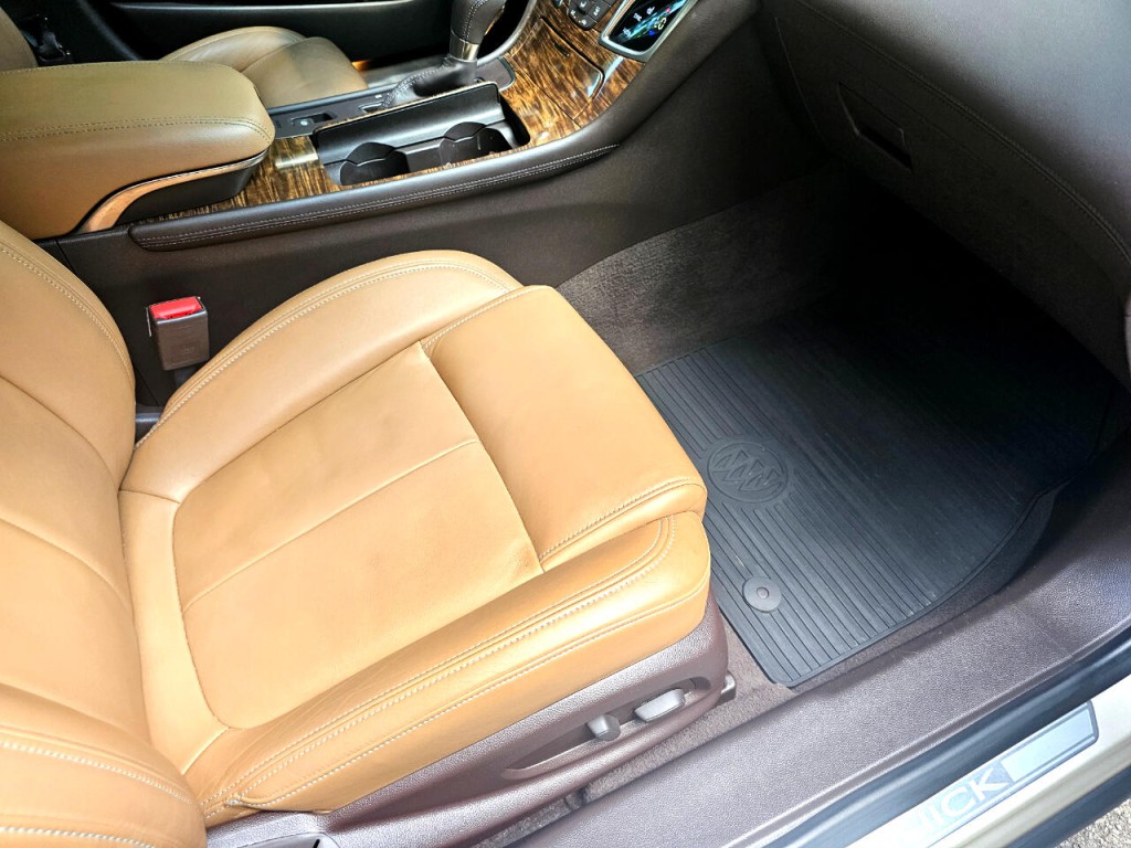 2014 Buick LaCrosse Image 17