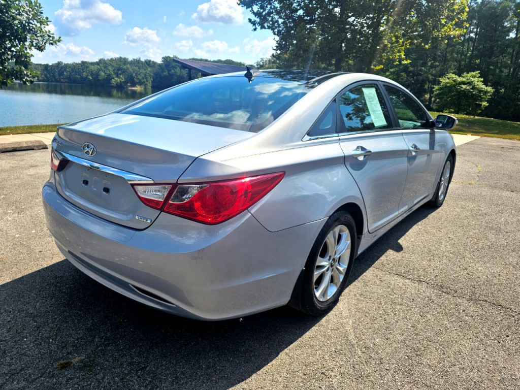 2013 Hyundai Sonata Image 6