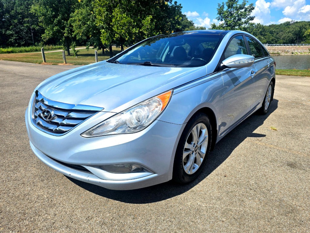 2013 Hyundai Sonata Image 12