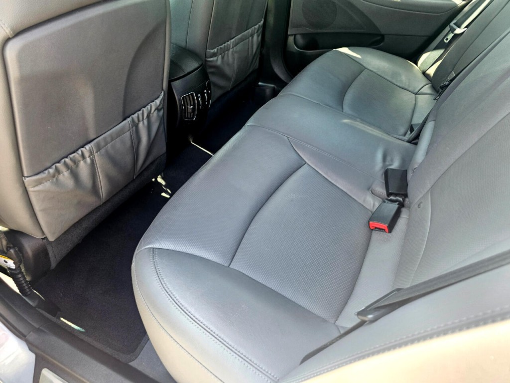 2013 Hyundai Sonata Image 24