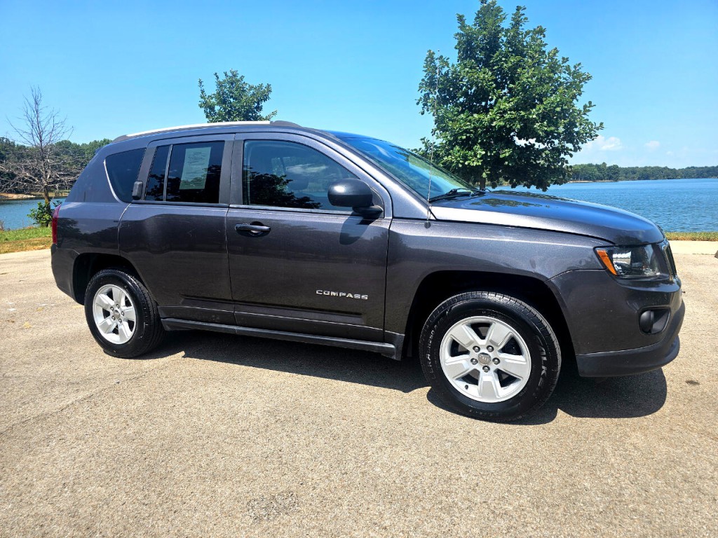 2017 Jeep Compass Image 3