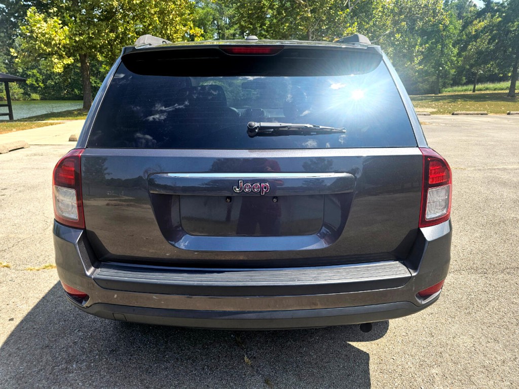 2017 Jeep Compass Image 7